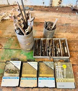 lot 283 image: Huge Lot of Assorted Drill Bits