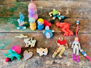 lot 285 image: Vintage Lot of Children Toys