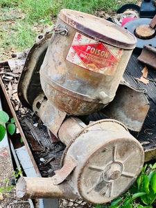 lot 332 image: Vintage Orkin Exterminating Company Hand Cranked powdered Poison Spreader- Brass & Metal