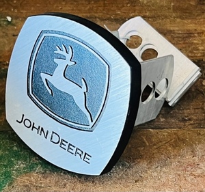 lot 363 image: John Deere Hitch Plug