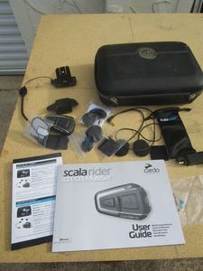 lot 8 image: CARDO SCALA RIDER Q3Q3 MULTISET FOR (MOTORCYCLE) BIKE TO BIKE COMMUNICATIONS, IN CARRYING CASE, POSSIBLY UNUSED
