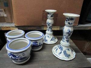 lot 62 image: BLUE DANUBE CHINA