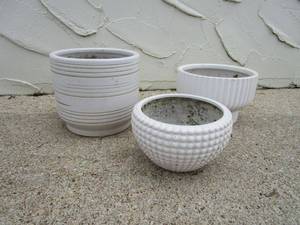 lot 128 image: OUTDOOR PLANTERS