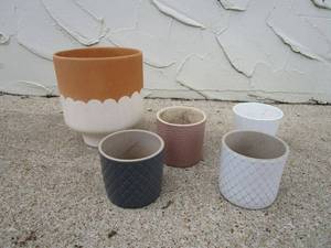 lot 129 image: OUTDOOR PLANTERS