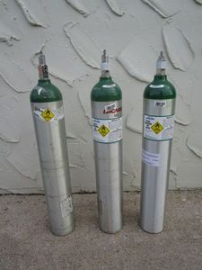 lot 139 image: (3) OXYGEN TANKS, 29 TALL