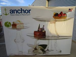 lot 144 image: ANCHOR TIERED PLATTER SET