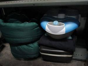 lot 154 image: FOOT SPA, SLEEPING BAG, VINTAGE BRIEFCASE, DUFFLE BAG