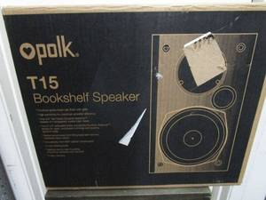 lot 157 image: POLK T15 BOOKSHELF SPEAKER