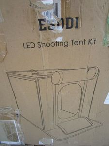 lot 164 image: LED SHOOTING TENT KIT