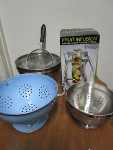 lot 35 image: FRUIT INFUSION NATURAL FRUIT FLAVOR PITCHER, VARIETY OF STRAINERS