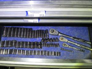 lot 220 image: GENEROUS KOBALT RATCHET &  SOCKET WRENCH SET W (3) SIZES OF RATCHETS