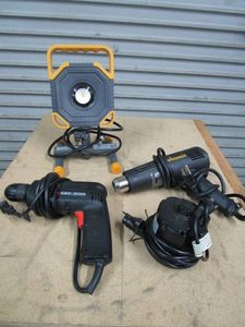 lot 244 image: BLACK & DECKER CORDED DRILL, WAGNER 1500W HEAT GUN, CORDED JOB SITE WORK LIGHT, ELECTRIC HANDHELD AIR PUMP