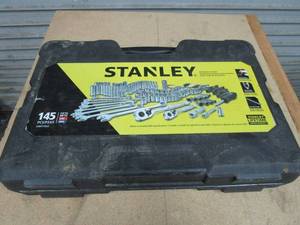 lot 257 image: STANLEY SOCKET WRENCH SET