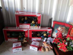 lot 91 image: Multi color Jumbo Bulbs on stand  OPEN BOXES  QTY 3,   Santa pillow   box contains 100 mini lights