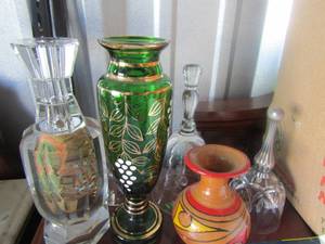 lot 101 image: Hand painted glass vase 4 green vase 8 - Block crystal dcor vase 8 and 3 glass bells