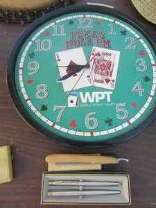 lot 111 image: Texas holdem poker clock, Parker metal pen and pecil set, sunray hand face shaver