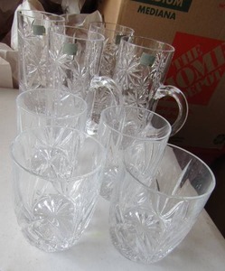 lot 153 image: 4 Mikasa crystal glasses,  4  Mikasa  CRYATAL handled  Mugs