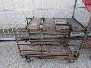 lot 205 image: LARGE METAL ROLLING  CART