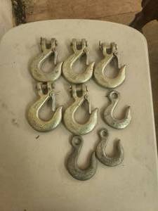 lot 14 image: Chain slip hooks - 38 & 516