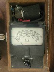 lot 26 image: Vintage Electro-Mechano RPM gauge-meter