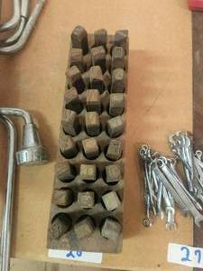 lot 28 image: Vintage Millers Falls Tool - 12 letter punch set