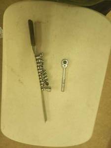 lot 43 image: Selection 0f 14 sockets and a ratchet