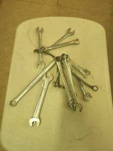 lot 45 image: Selection of Craftsman wrenches