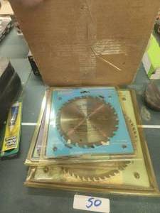 lot 50 image: Selection of saw blades