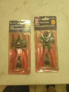 lot 86 image: Selection of 2 snap ring pliers