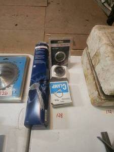 lot 128 image: Selection of car gauges and more