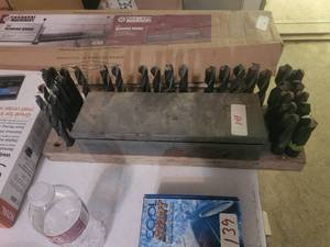 lot 141 image: Generous selection of drill bits