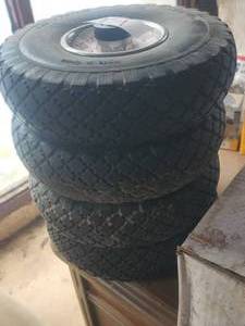 lot 174 image: Selection of 4 10 tires - 2 used & 2 unused
