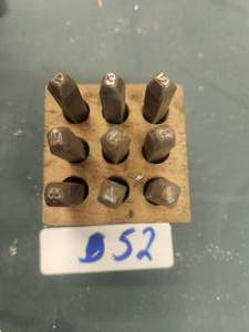 lot 52 image: Heavy duty numerals punch set
