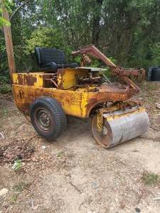 lot 212 image: Double drum vibratory roller - runs and works fine