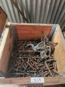 lot 229 image: Pallet lot