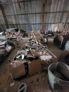 lot 240 image: Mixed pallet lots of items