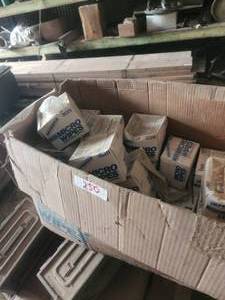 lot 250 image: Mixed pallet lots of items