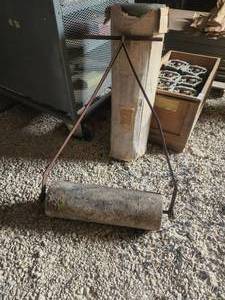 lot 272 image: Landscape roller