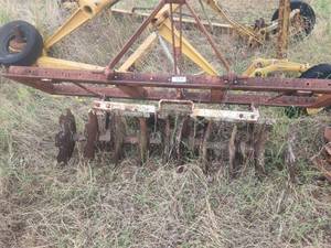 lot 355 image: Tractor garden disk