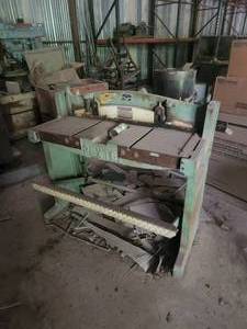 lot 308 image: Pexto foot shear machine