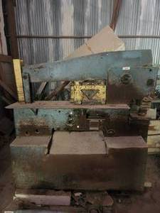 lot 309 image: Scotchman Hydraulic Ironworkers - shear machine - Model 9075