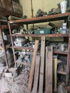 lot 317 image: Metal shelf with contents