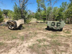 lot 320 image: Selection of 2 military helicopter external power generators