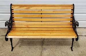 lot 58 image: Wood & Cast Iron Park Bench
