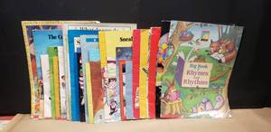 lot 87 image: Lot of 25 Big Books, Various Titles