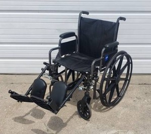lot 160 image: Medline Excel K2 Wheelchair