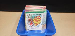 lot 187 image: Saxon Phonics Fluency Readers #1-25