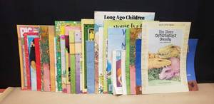 lot 243 image: Lot of 25 Big Books, Various Titles