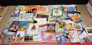 lot 286 image: Lot of Approx 50 Classroom Library Books