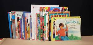 lot 292 image: Lot of 25 SPANISH Big Books, Various Titles